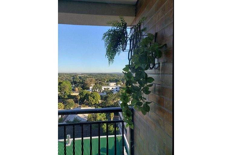 Studio no Centro gastronômico de FOZ com vista para o rio Pa