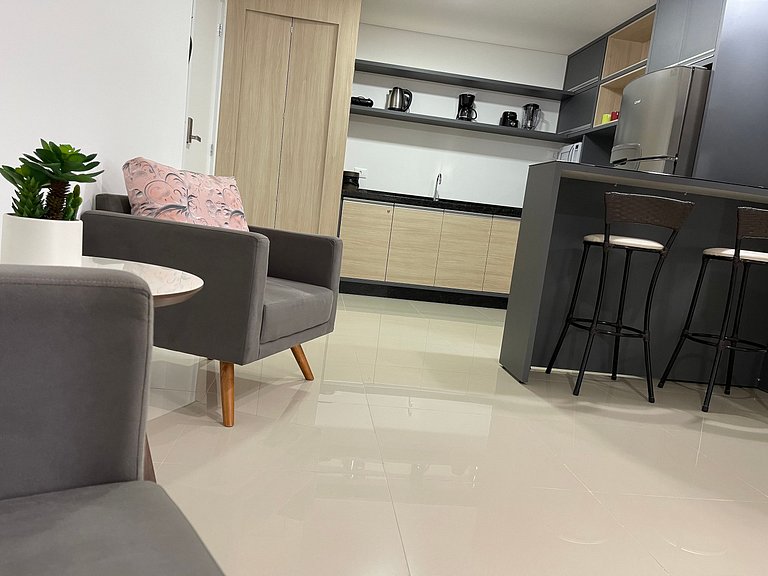 Novo Apt Studio no centro de FOZ com garagem