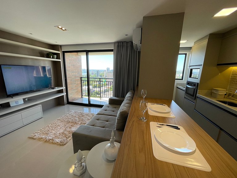 Apartamento Studio no último andar no CENTRO de FOZ com lind