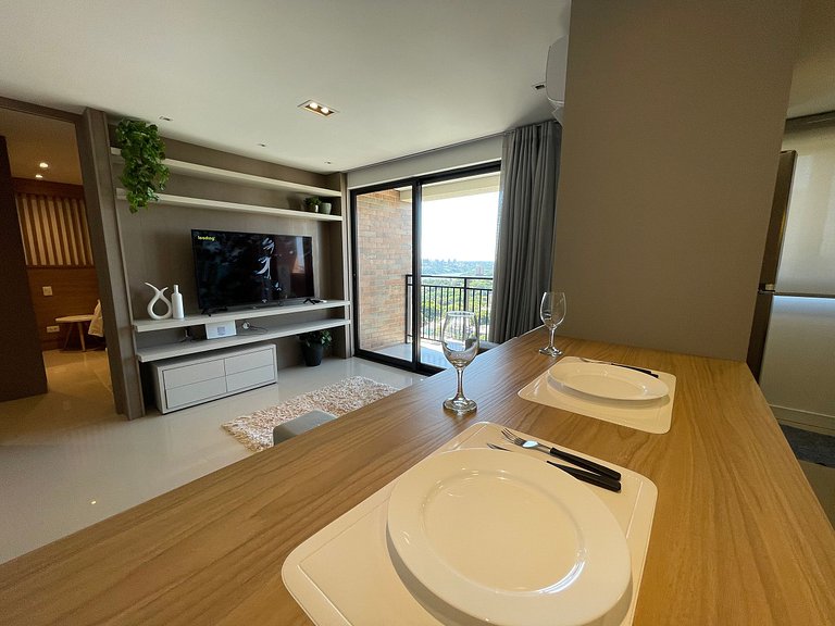 Apartamento Studio no último andar no CENTRO de FOZ com lind