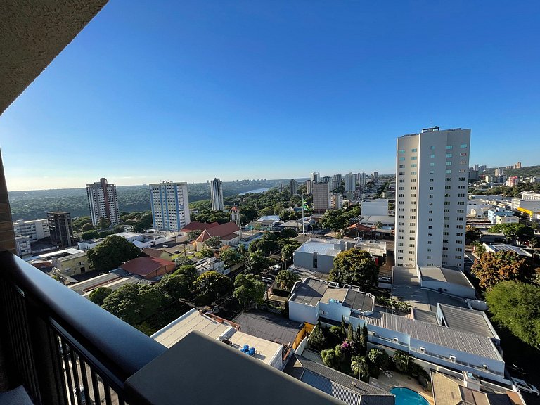 Apartamento Studio no último andar no CENTRO de FOZ com lind