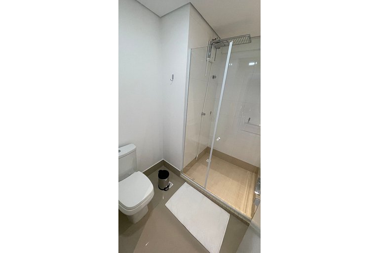 Studio no último andar no CENTRO de FOZ com vista para o rio