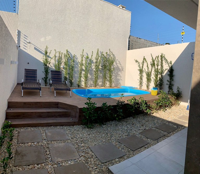 Novíssima e linda casa com PISCINA na região central de Foz