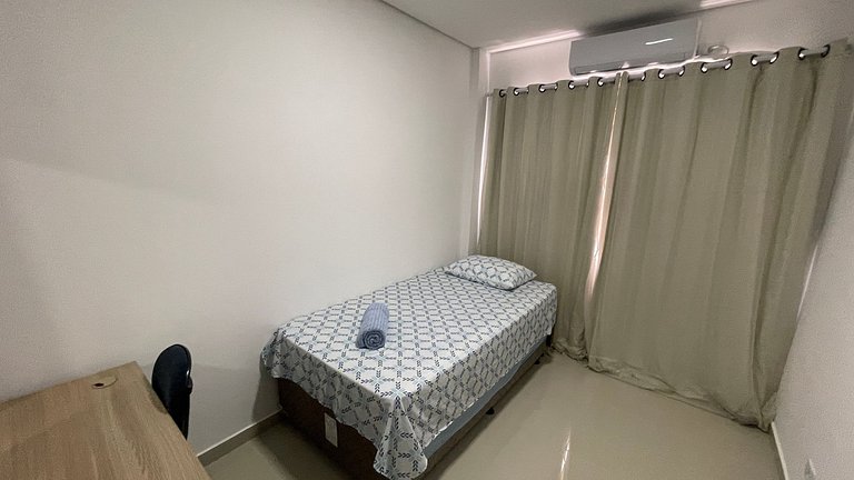 Apt com Suíte em Foz - Garagem