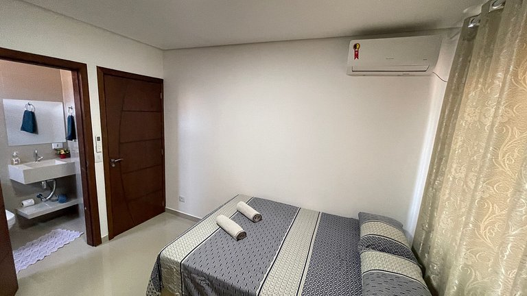 Apt com Suíte em Foz - Garagem