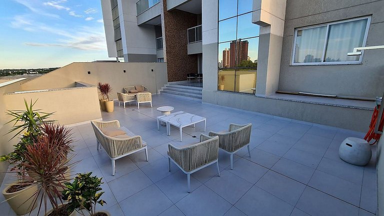Apto novo primeiro da cidade decorado com Feng Shui