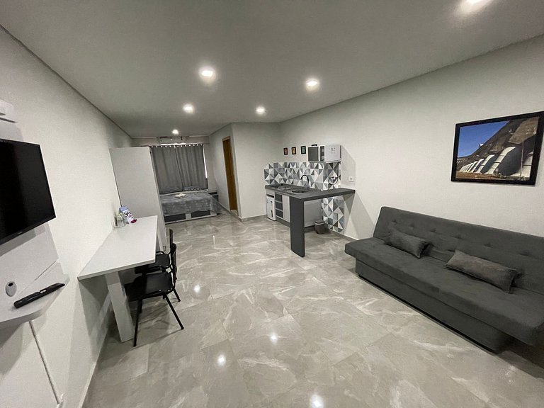 Novíssimo apartamento Studio a poucos passos do Paraguai - V