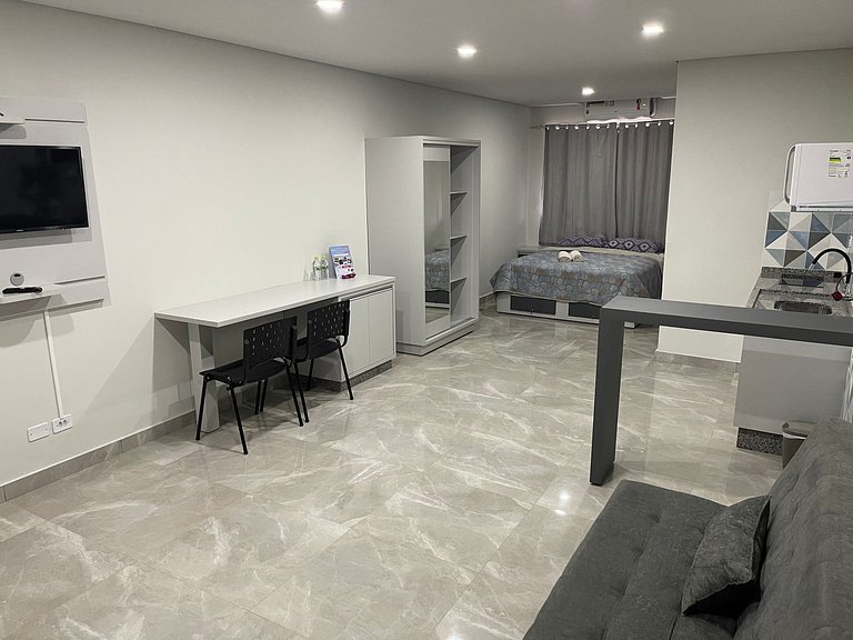 Novíssimo apartamento Studio a poucos passos do Paraguai - V