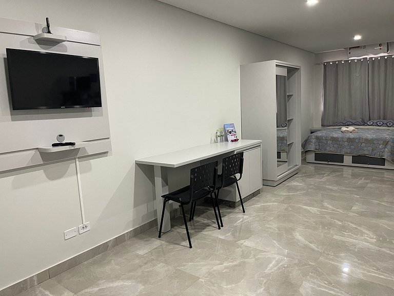 Novíssimo apartamento Studio a poucos passos do Paraguai - V
