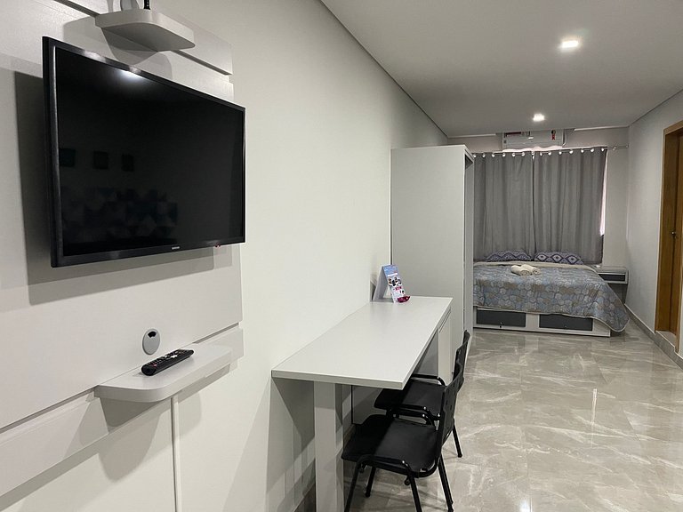 Novíssimo apartamento Studio a poucos passos do Paraguai - V