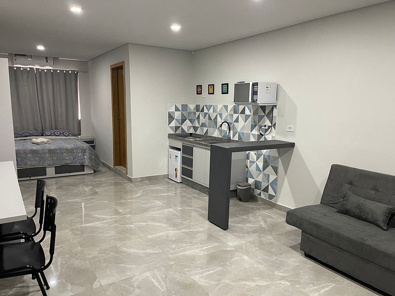 Novíssimo apartamento Studio a poucos passos do Paraguai - V