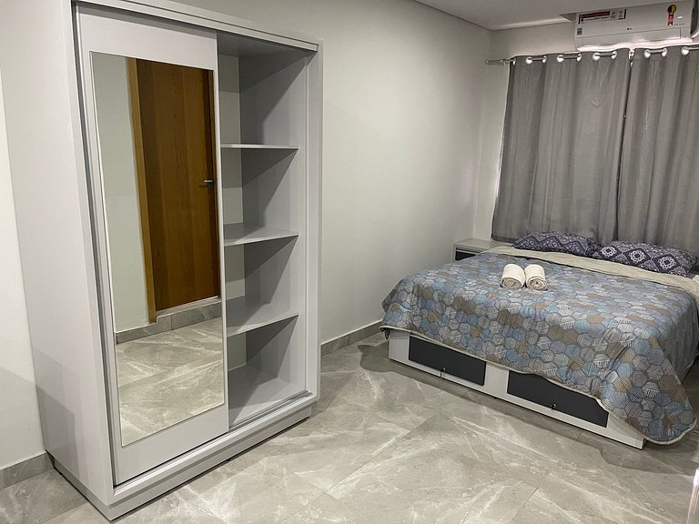 Novíssimo apartamento Studio a poucos passos do Paraguai - V