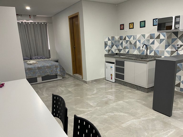 Novíssimo apartamento Studio a poucos passos do Paraguai - V