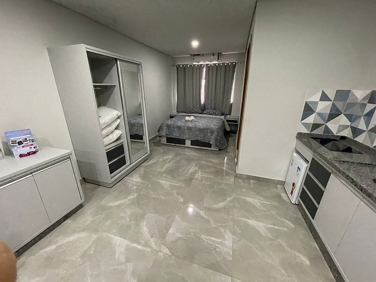Novíssimo apartamento Studio a poucos passos do Paraguai - V
