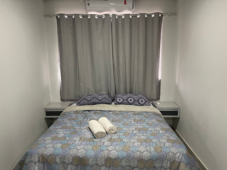 Novíssimo apartamento Studio a poucos passos do Paraguai - V