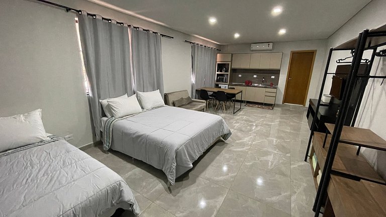 Studio para a família pertinho do Py - Vila Portes