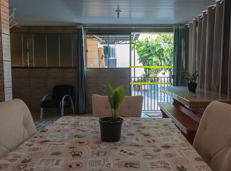 Espaço aconchegante bem localizado e prático