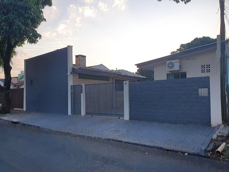Espaço aconchegante bem localizado e prático