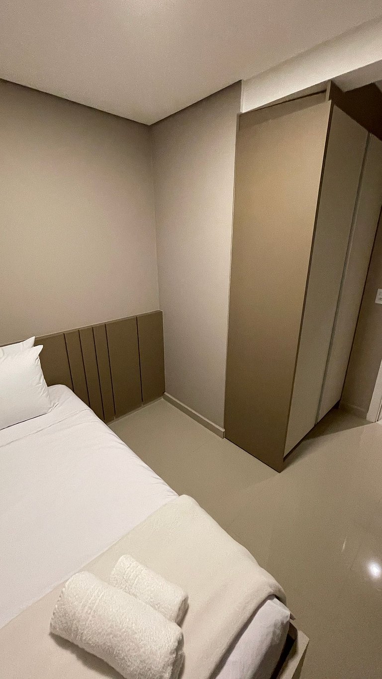 Apt novinho e confortável no centro de Foz