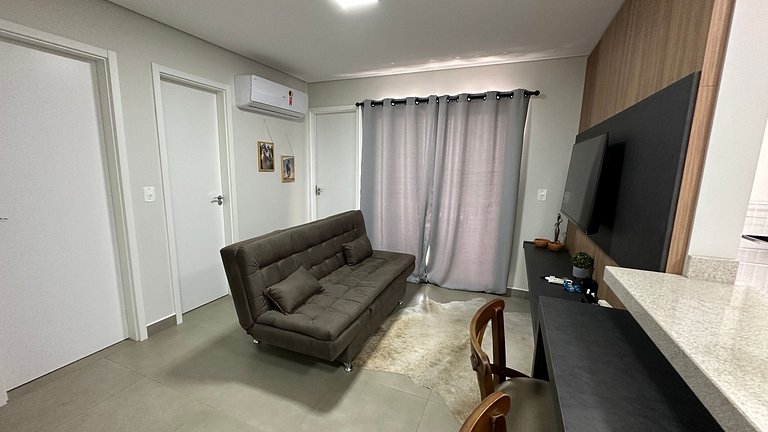 Apt com dois quartos no centro de Foz do Iguaçu