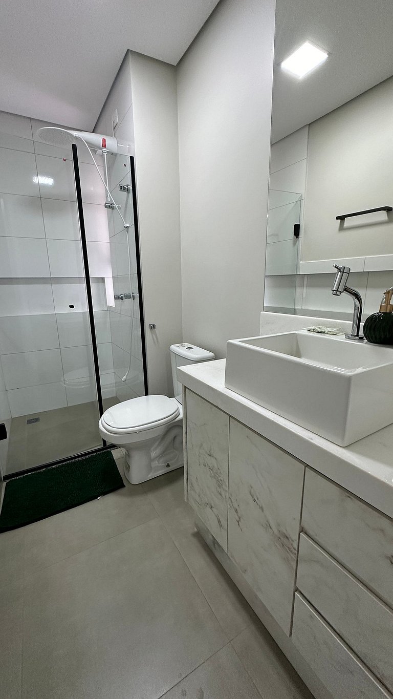 Apt com dois quartos no centro de Foz do Iguaçu