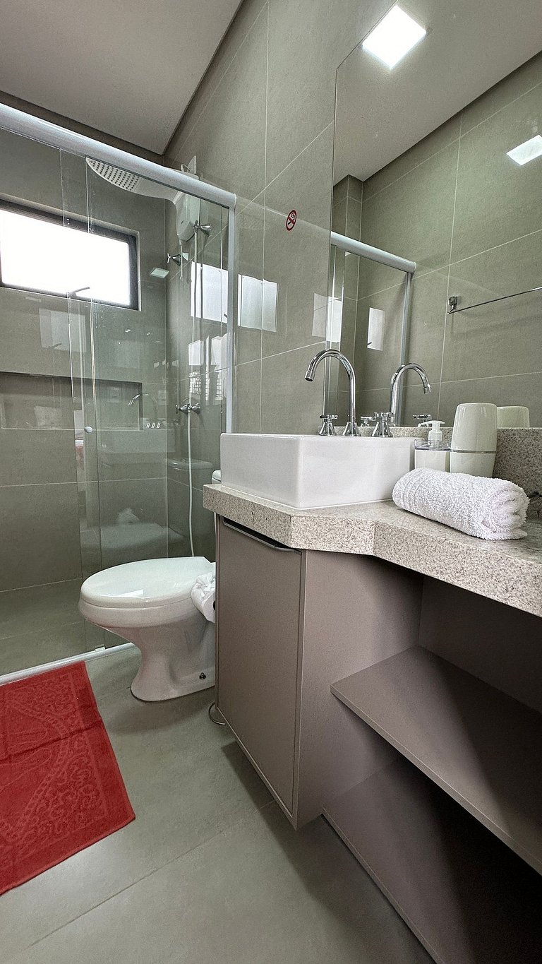 Amplo e novo apartamento a poucos passos do Shopping JL - Ce