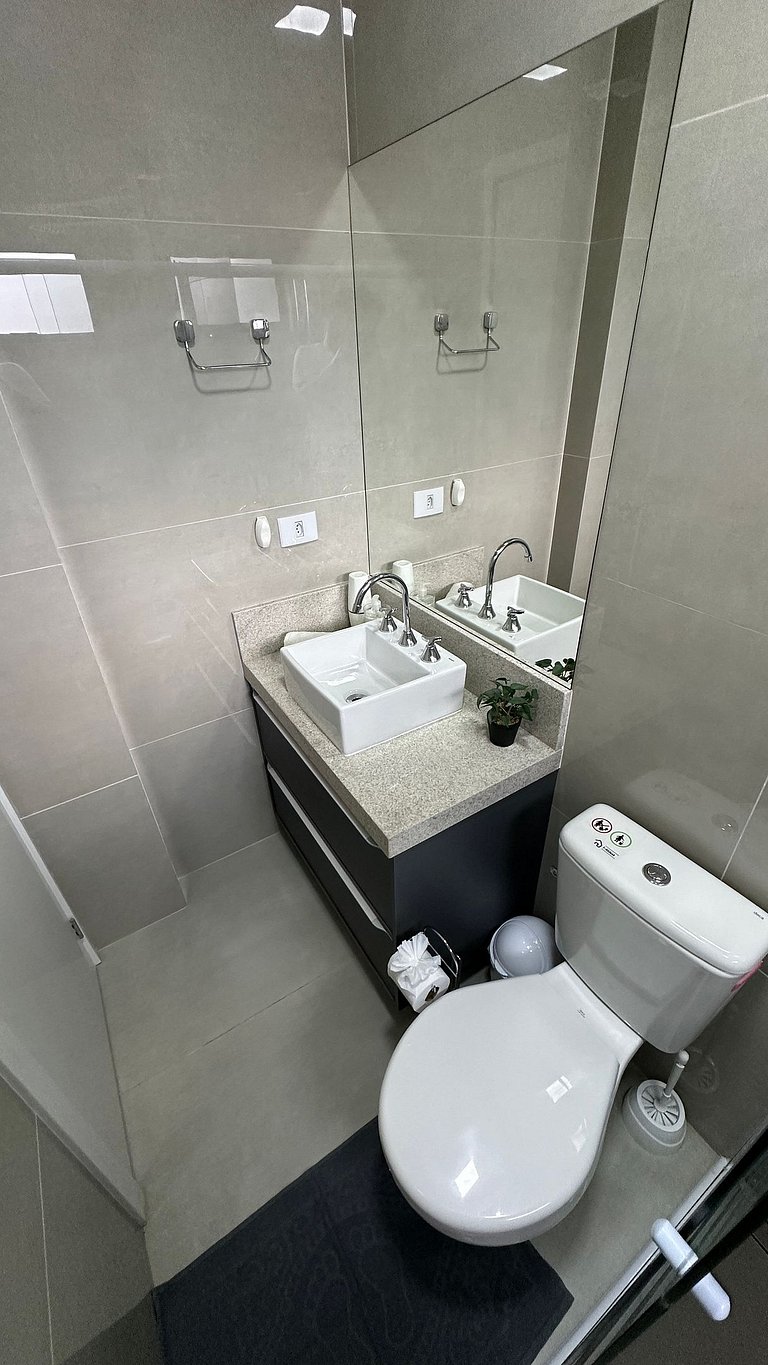 Amplo e novo apartamento a poucos passos do Shopping JL - Ce