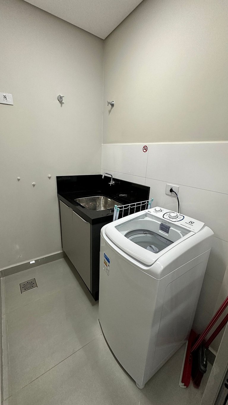Amplo e novo apartamento a poucos passos do Shopping JL - Ce