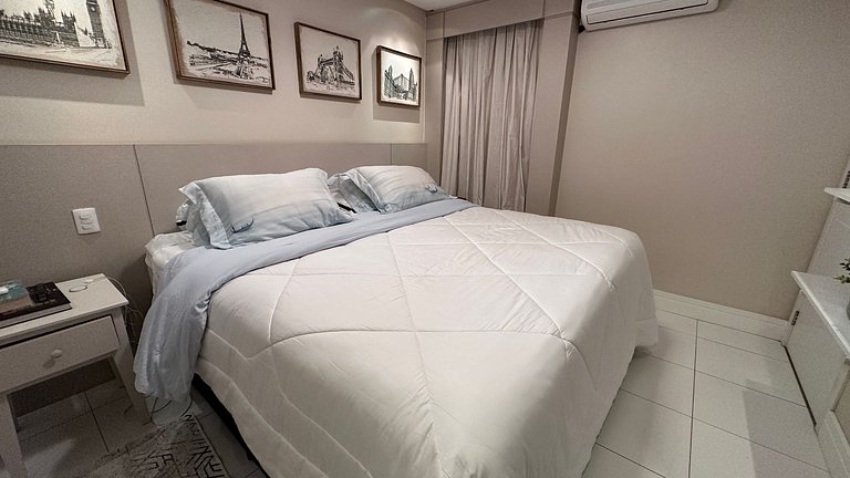 Apt com Suíte e Varanda - Centro de Foz