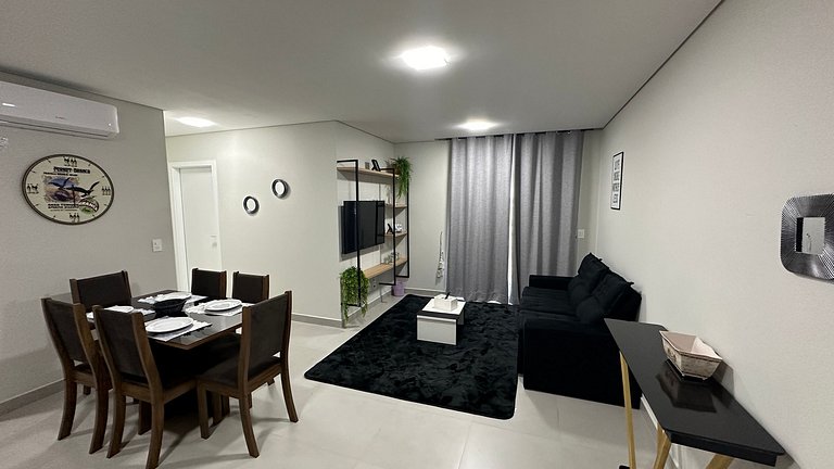 Apt com Vista em Foz - Garagem