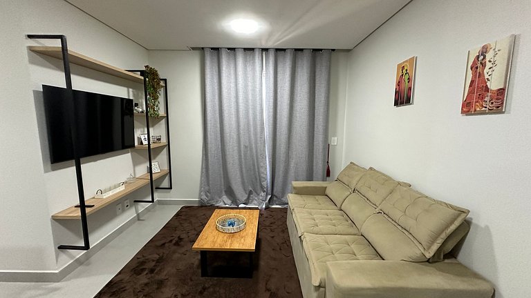 Apartamento novo e confortável na região central de Foz