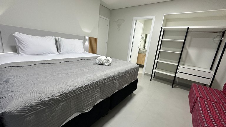 Apartamento novo e confortável na região central de Foz