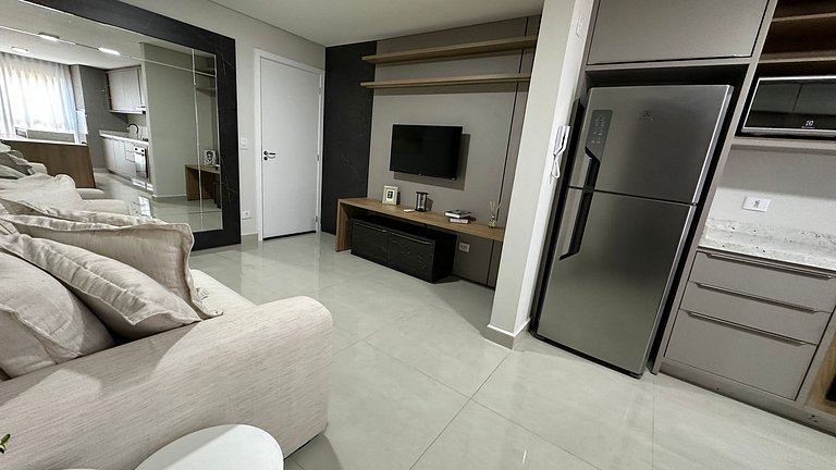 Novo e moderno apt ao lado do Shopping - Centro