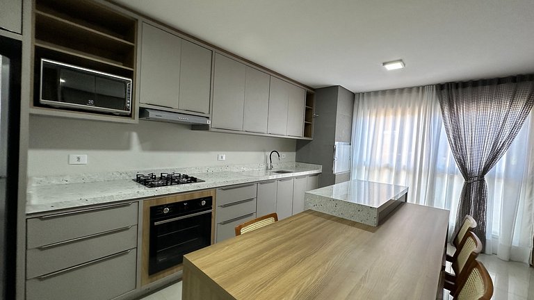 Novo e moderno apt ao lado do Shopping - Centro