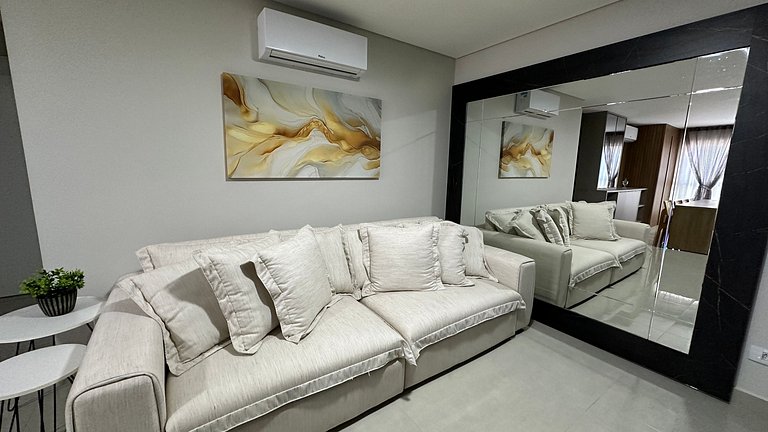 Novo e moderno apt ao lado do Shopping - Centro