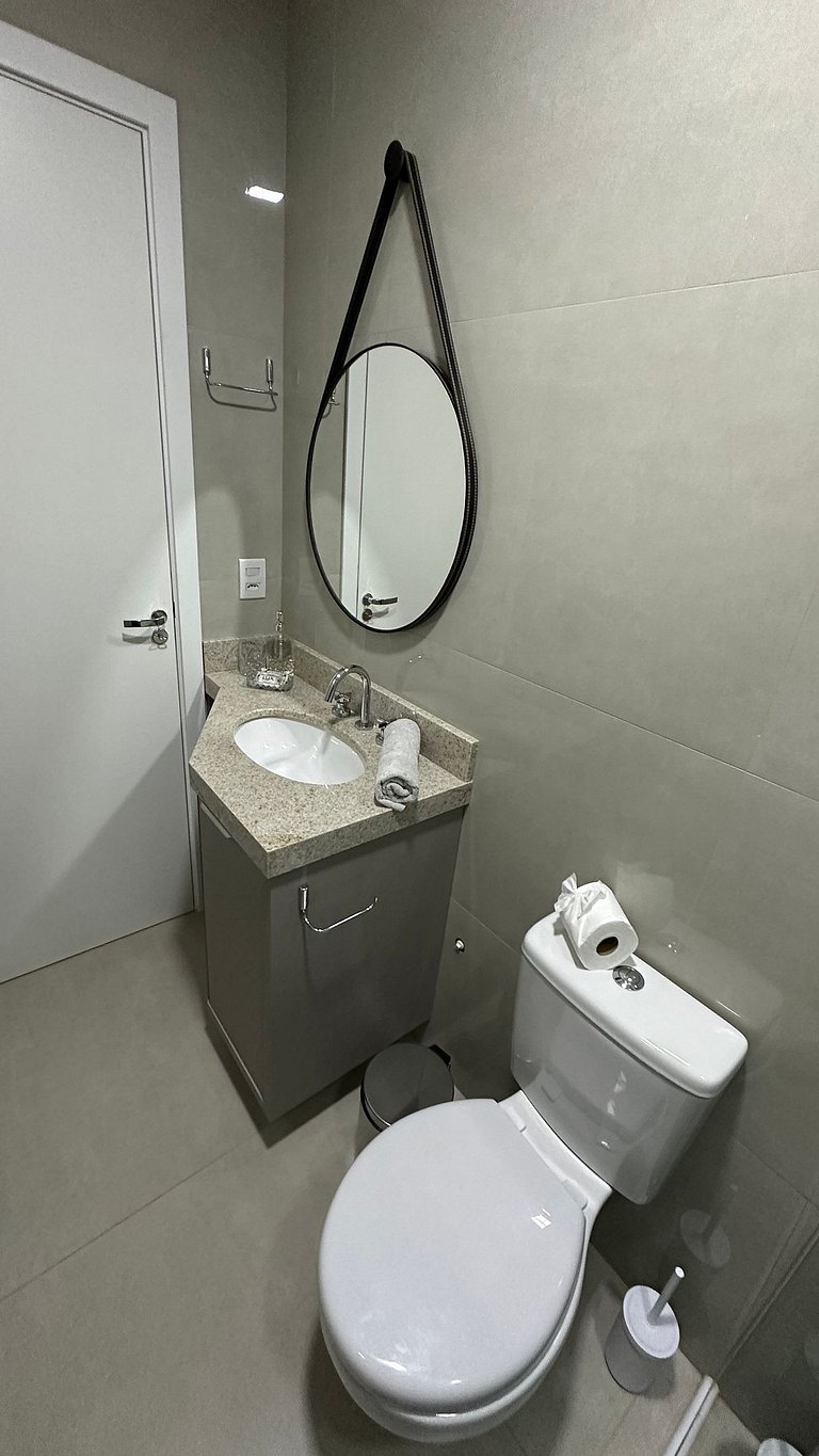 Novo e moderno apt ao lado do Shopping - Centro