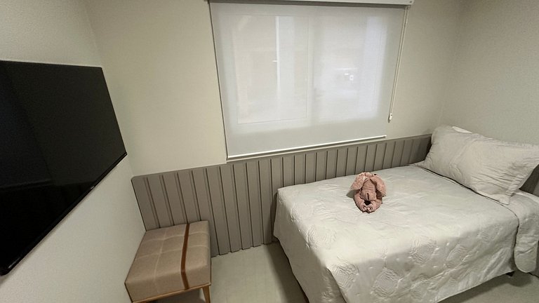 Novo e moderno apt ao lado do Shopping - Centro