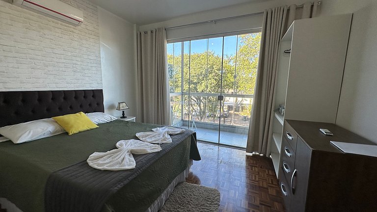 Apt Amplo em Foz do Iguaçu