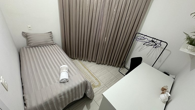 Lindo apt com varanda Gourmet no Centro de Foz