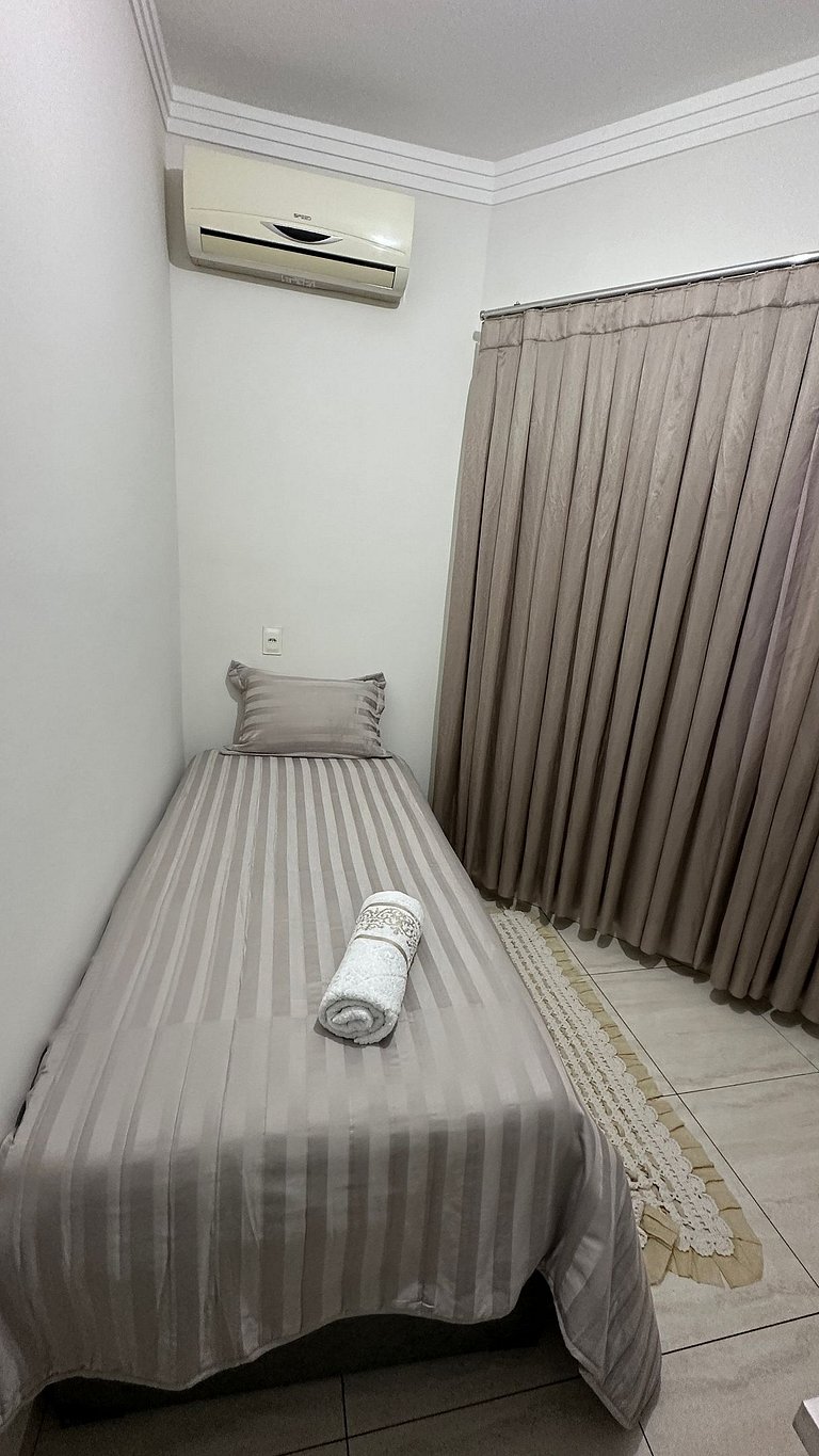 Lindo apt com varanda Gourmet no Centro de Foz