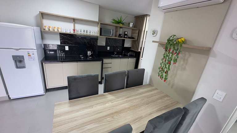 Apt em Foz - Churrasqueira e Garagem