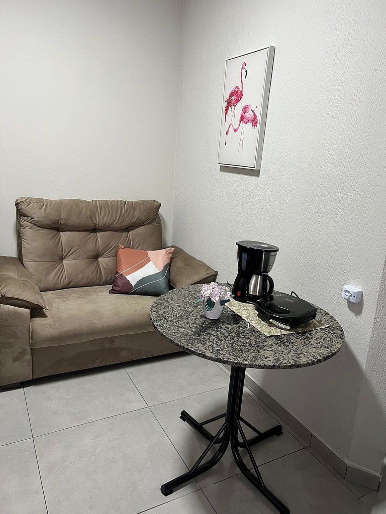 Studio Central com WiFi 250mb e Garagem