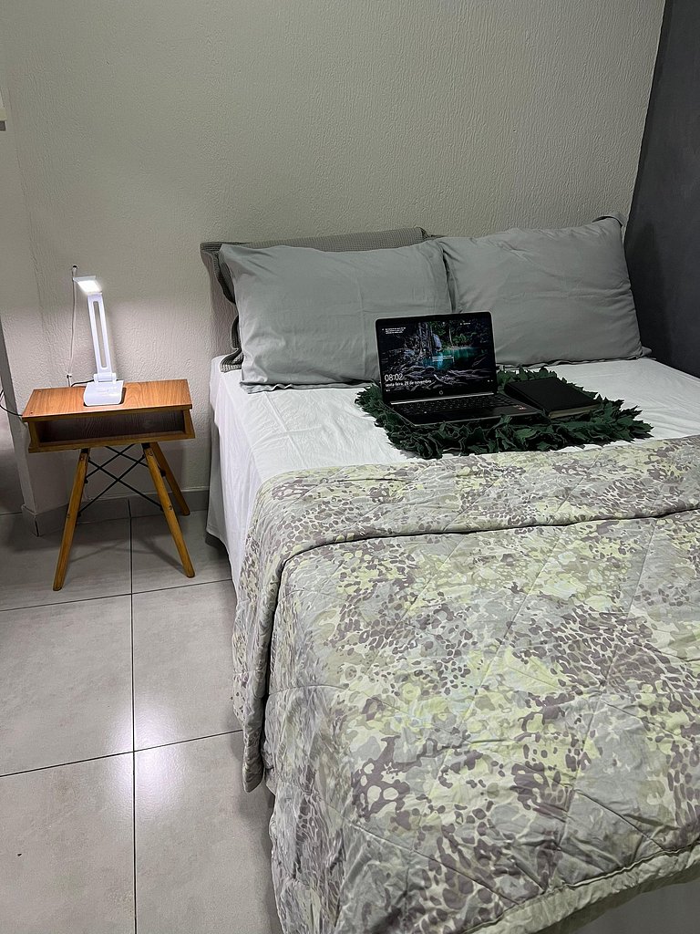 Studio Central com WiFi 250mb e Garagem