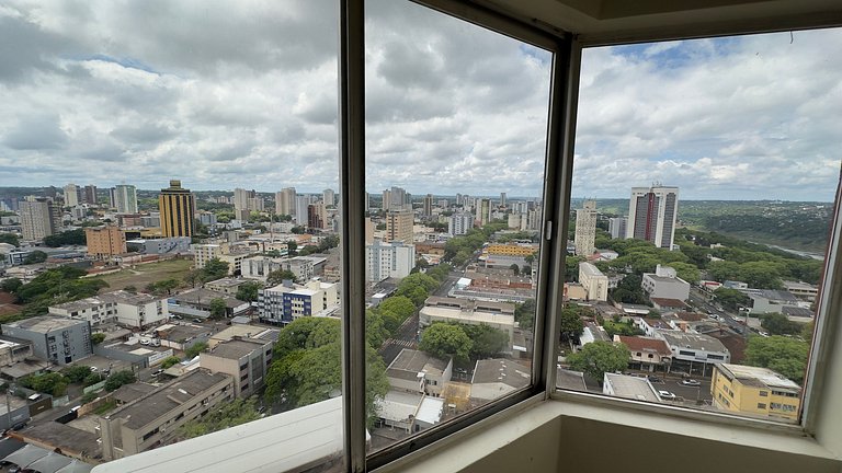 Apt com acessibilidade no último andar com linda vista no ce