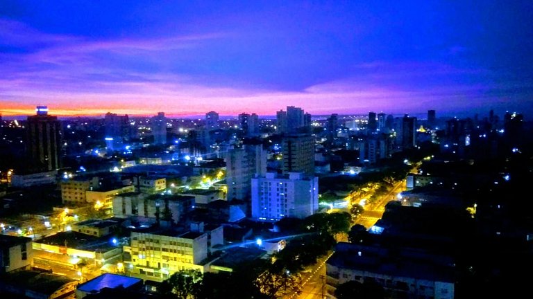 Apt com acessibilidade no último andar com linda vista no ce