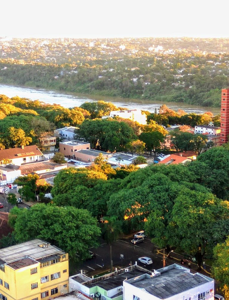 Apt com acessibilidade no último andar com linda vista no ce
