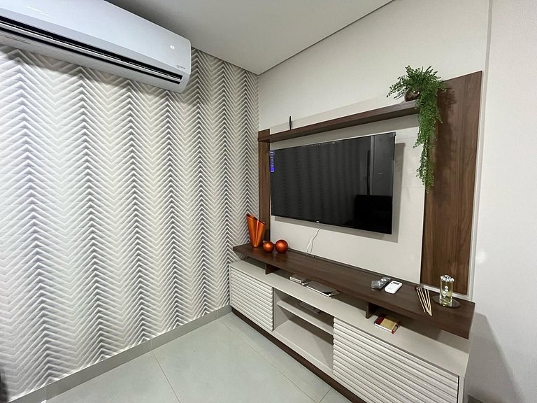 Amplo apartamento a poucos passos do Shopping JL - Centro de