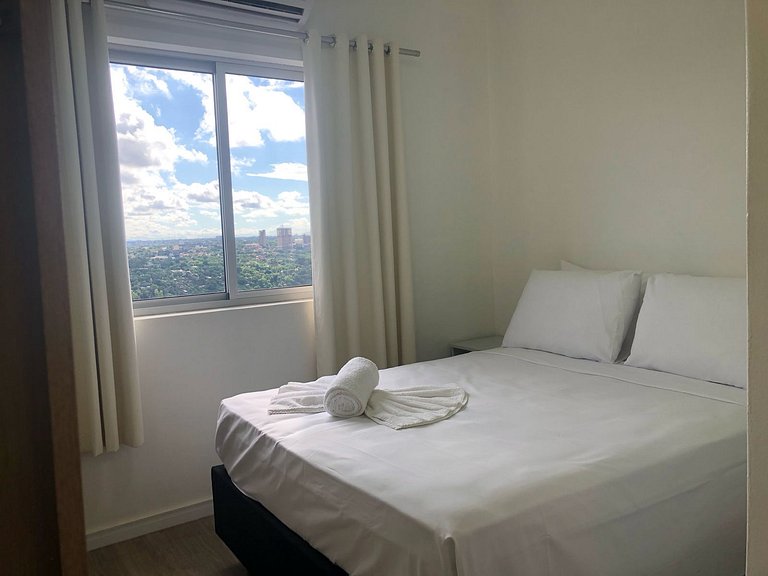 Apt no último andar com linda vista no centro de Foz