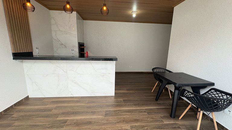 Linda e confortável casa em excelente localização