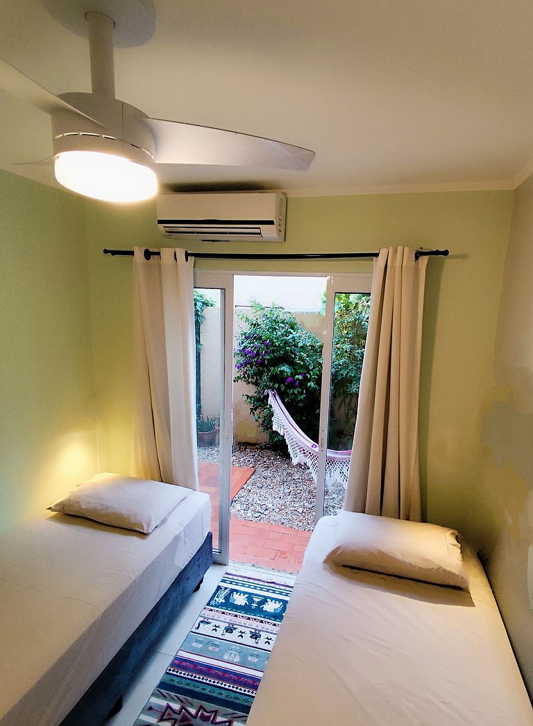 Apto c/ Jardim -Bela decoração - Ideal para criança